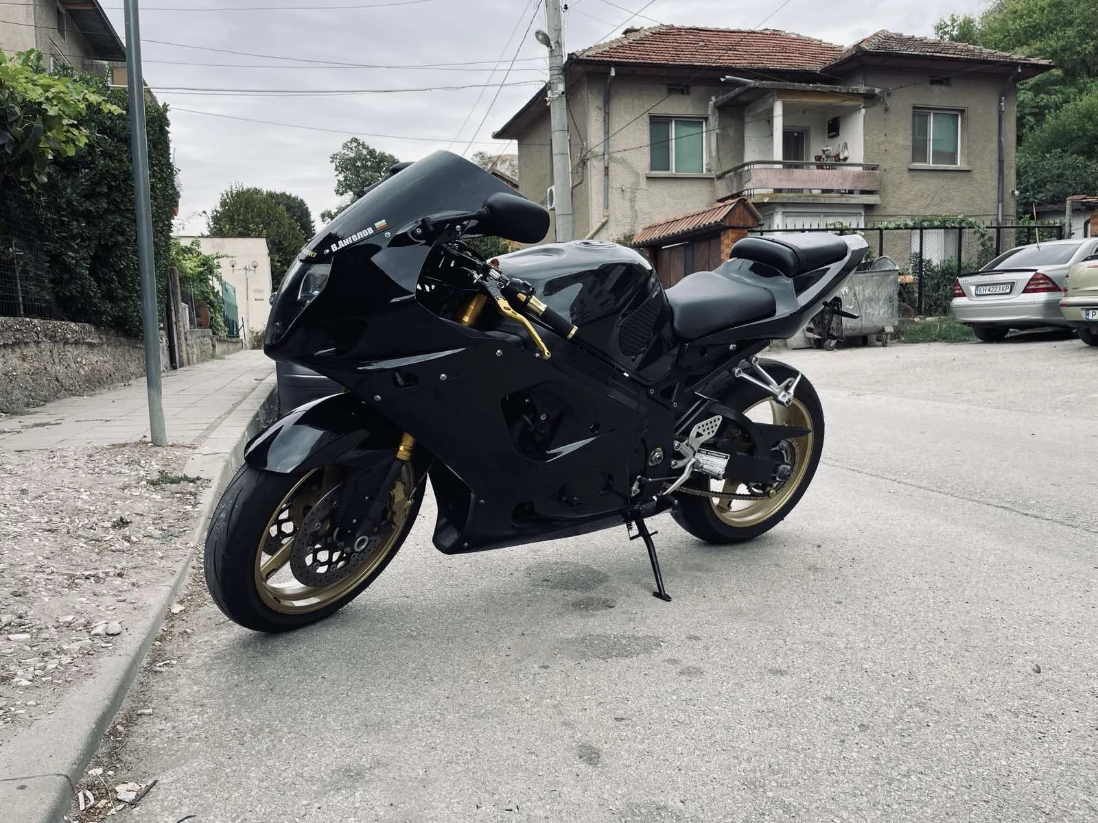 Suzuki Gsxr 1000 - изображение 2