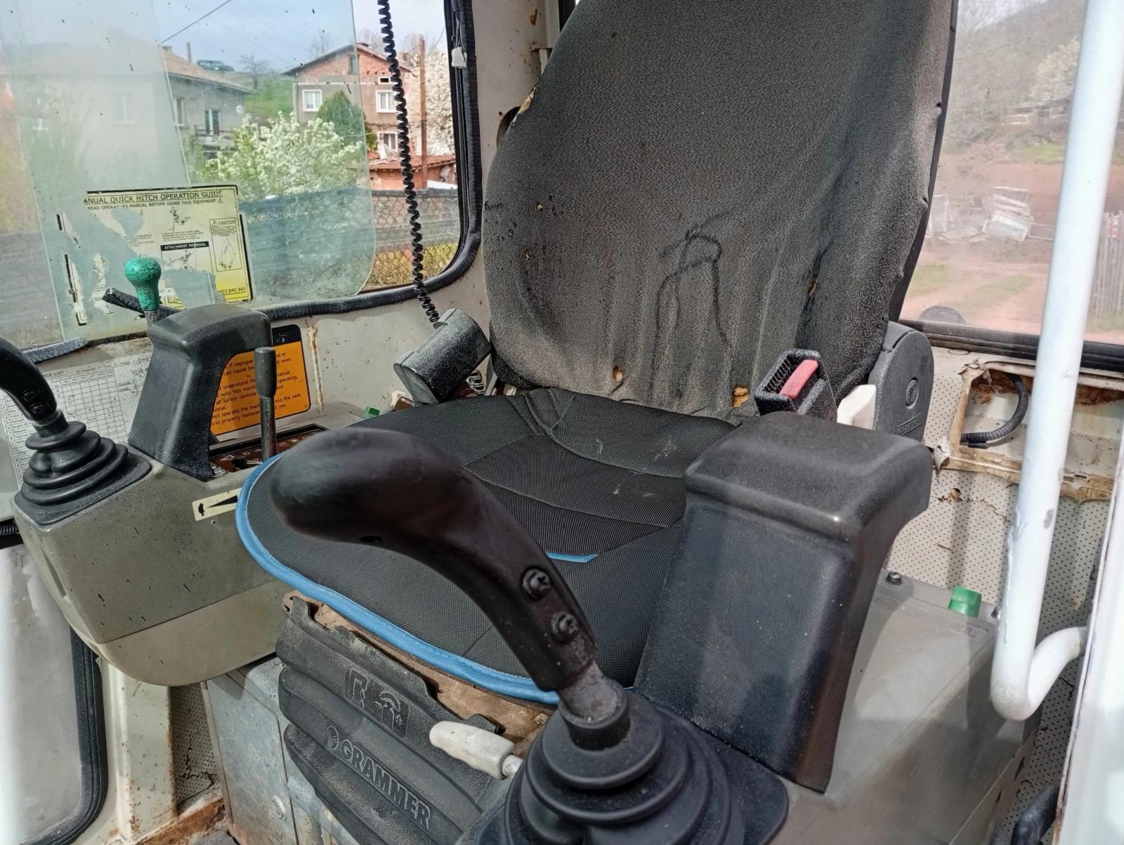 Багер Takeuchi TB 125, снимка 9 - Индустриална техника - 54339745