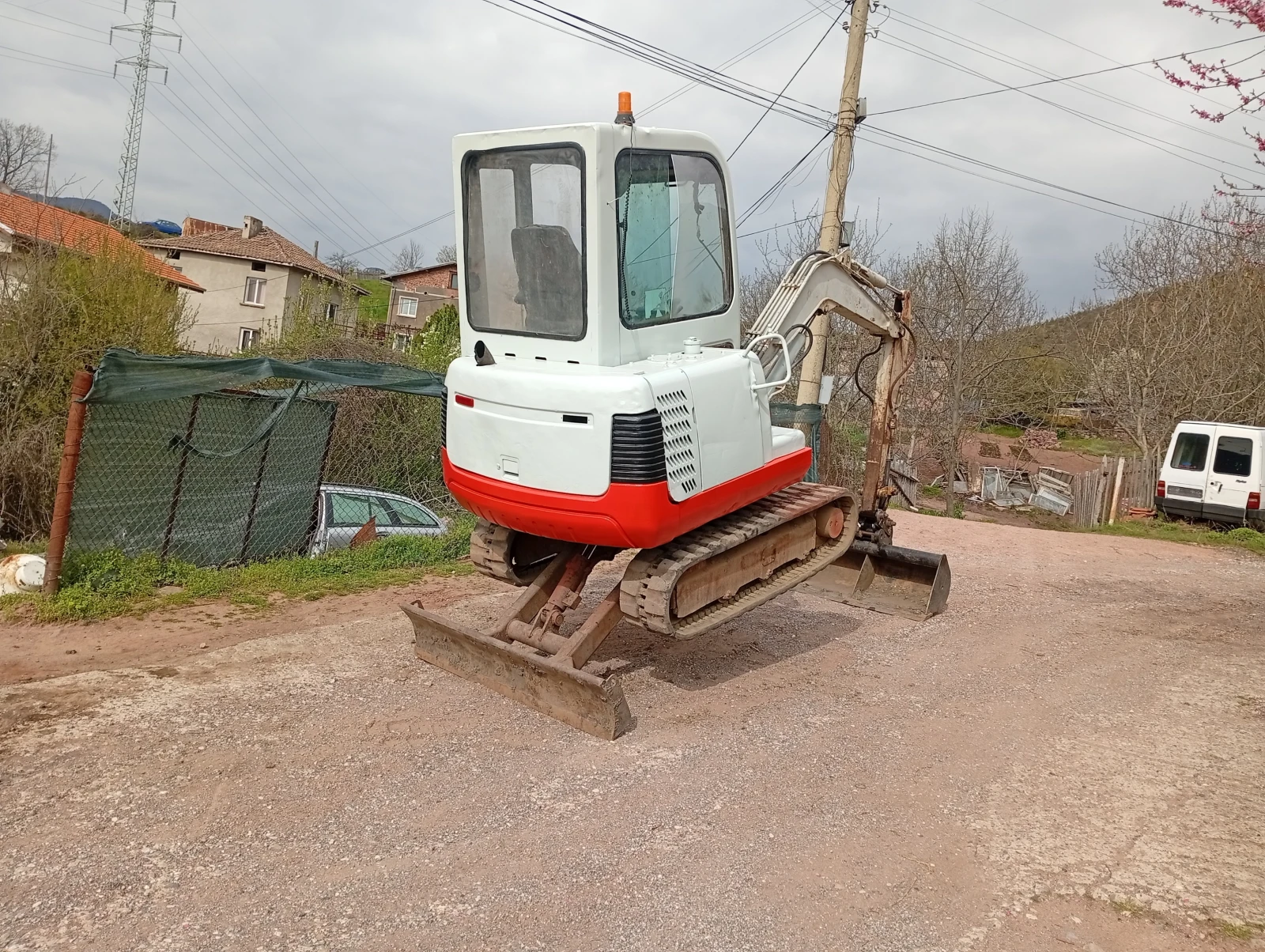 Багер Takeuchi TB 125