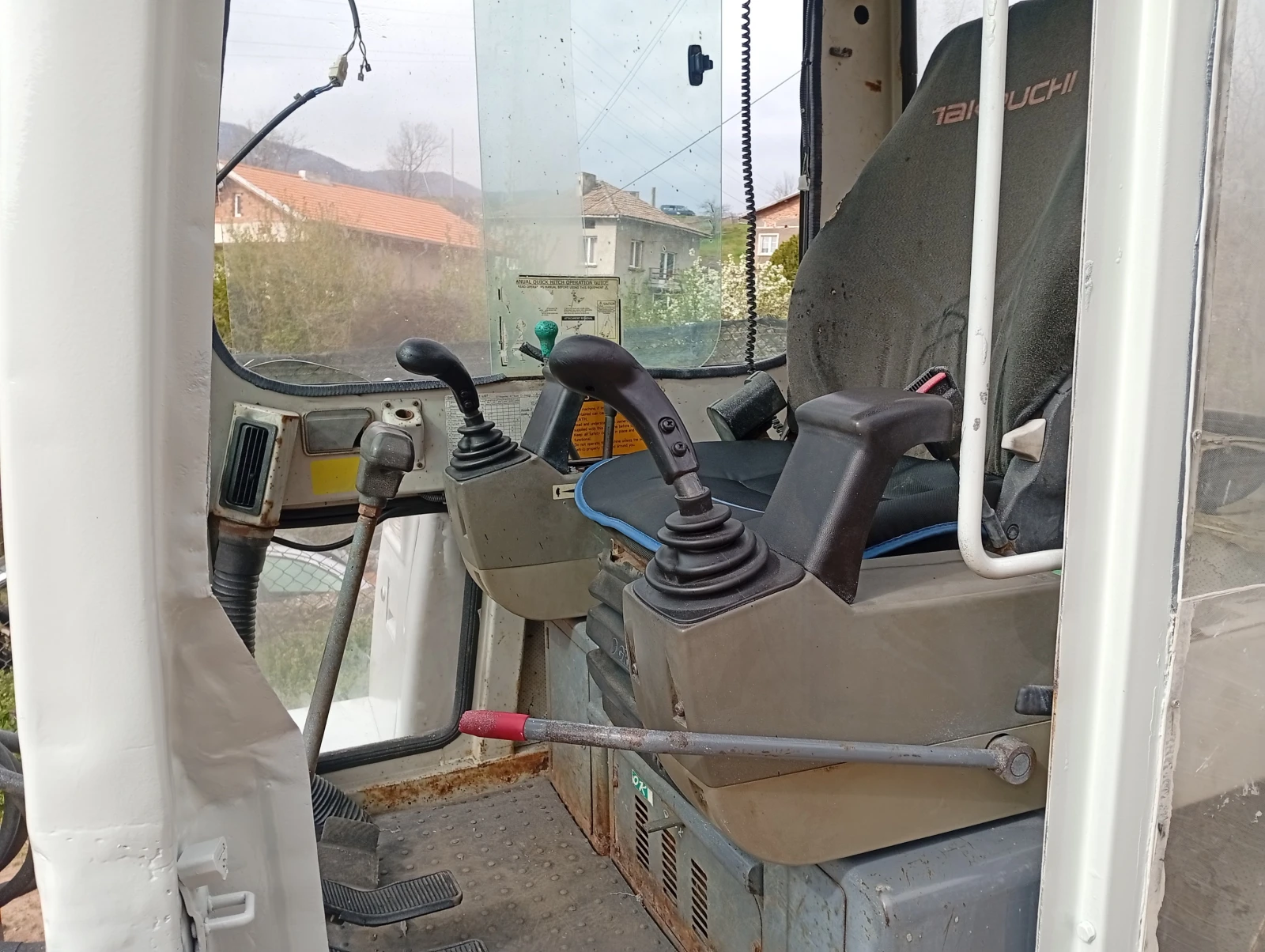 Багер Takeuchi TB 125, снимка 10 - Индустриална техника - 54339745