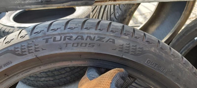 Гуми Летни 225/40R18, снимка 5 - Гуми и джанти - 33849155