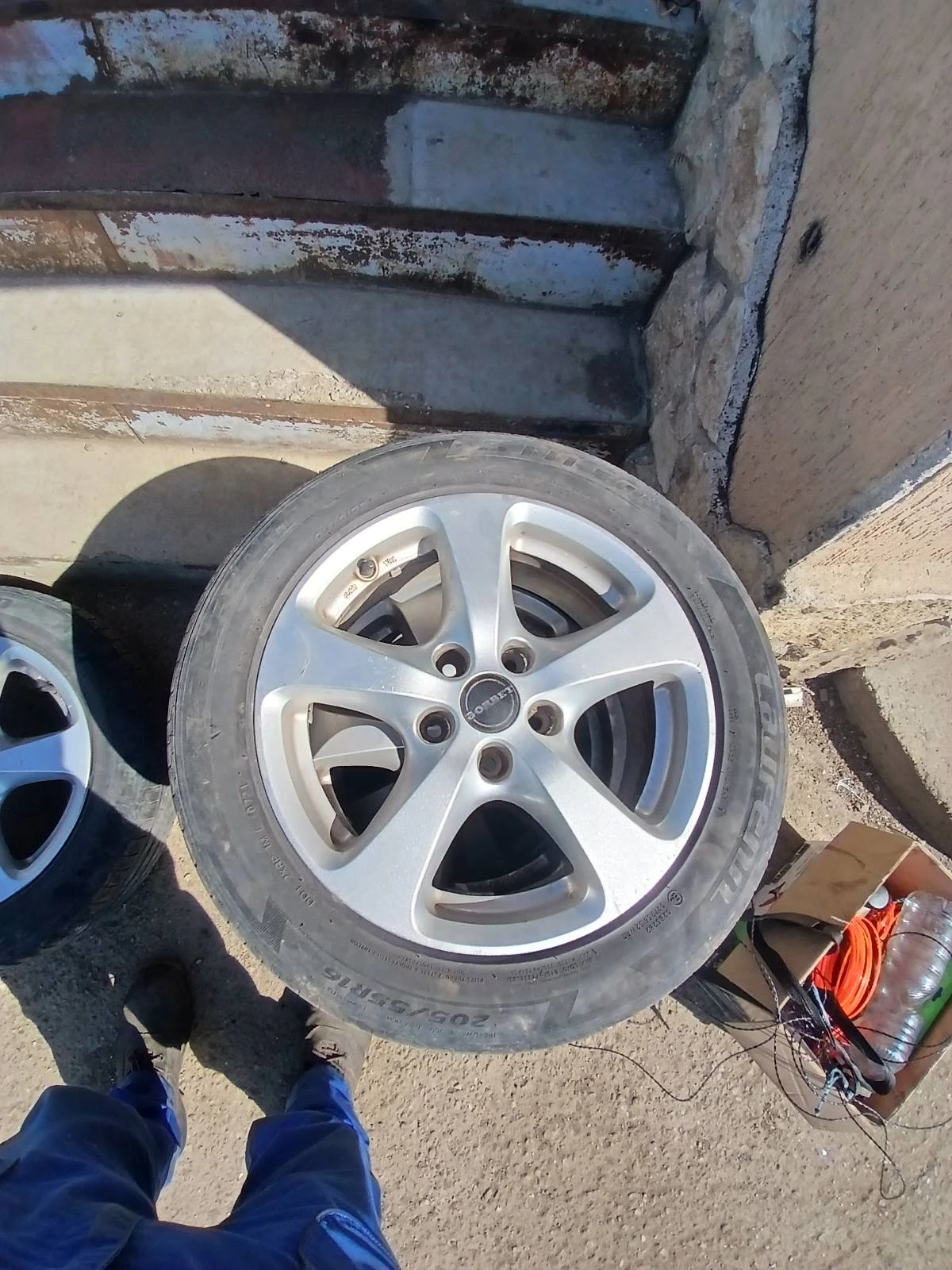���� � ������ 205/55R16 | Mobile.bg � ����������� 3