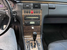 Mercedes-Benz E 55 AMG ПОДГРЕВИ * ПАМЕТ * ШИБИДАХ * CARFAX * , снимка 8