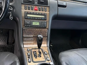 Mercedes-Benz E 55 AMG ПОДГРЕВИ * ПАМЕТ * ШИБИДАХ * CARFAX * , снимка 9