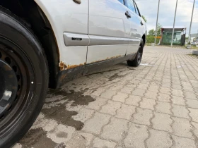 Mercedes-Benz E 220, снимка 9