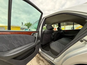 Mercedes-Benz E 220, снимка 7