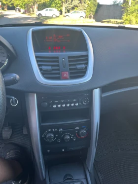 Peugeot 207 1.4i 75 коня, снимка 12