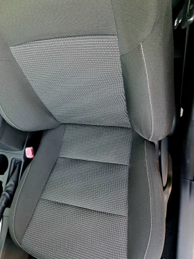Toyota Auris 1.33 i 101 . 6 . | Mobile.bg    8