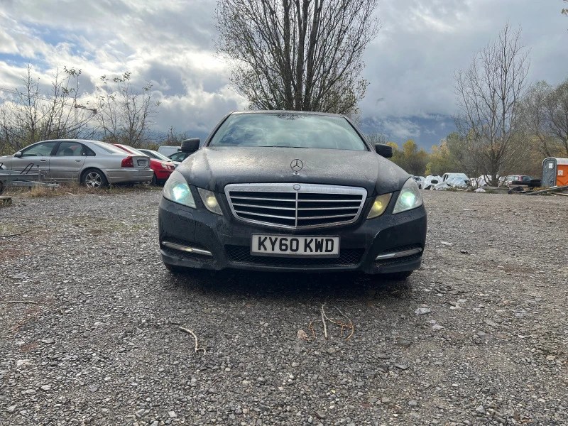 Mercedes-Benz E 350 Full OM642 265кс Седан и Комби, снимка 12 - Автомобили и джипове - 46980342