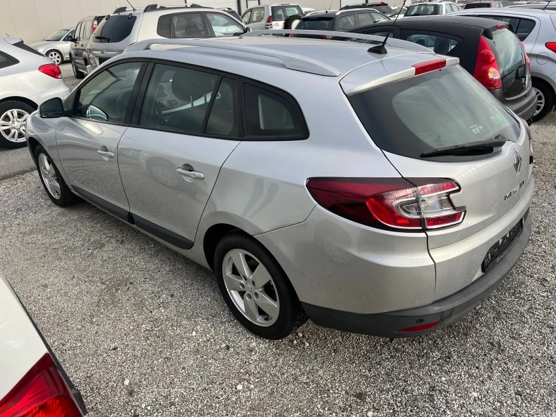 Renault Megane 1.5 DCI Automat, снимка 3 - Автомобили и джипове - 43866701