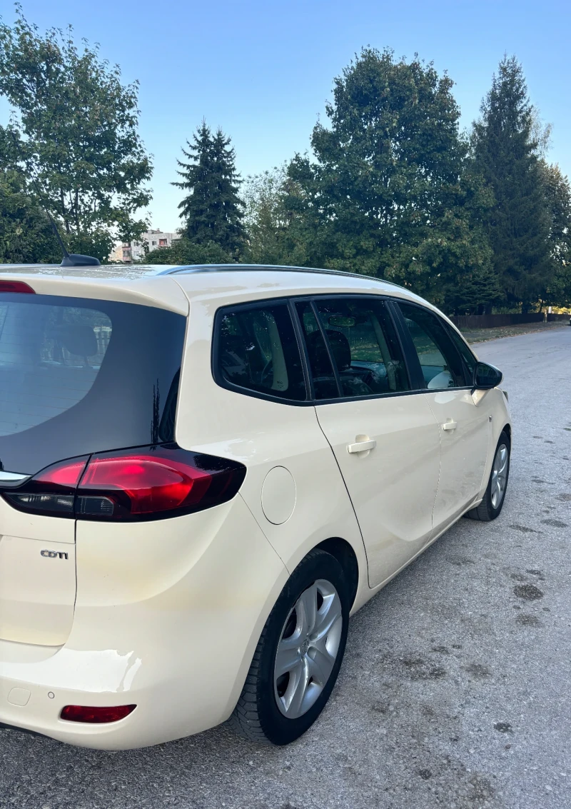 Opel Zafira 2.0 CDTi, снимка 6 - Автомобили и джипове - 47917501