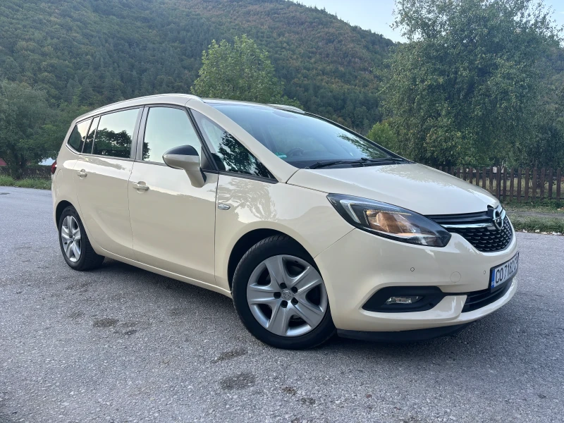 Opel Zafira 2.0 CDTi, снимка 12 - Автомобили и джипове - 47917501