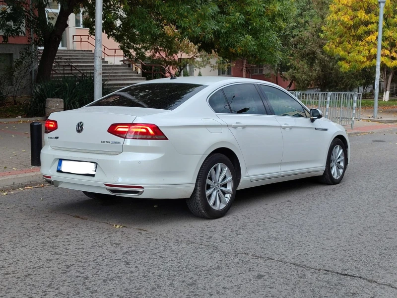 VW Passat B8, снимка 3 - Автомобили и джипове - 47511773