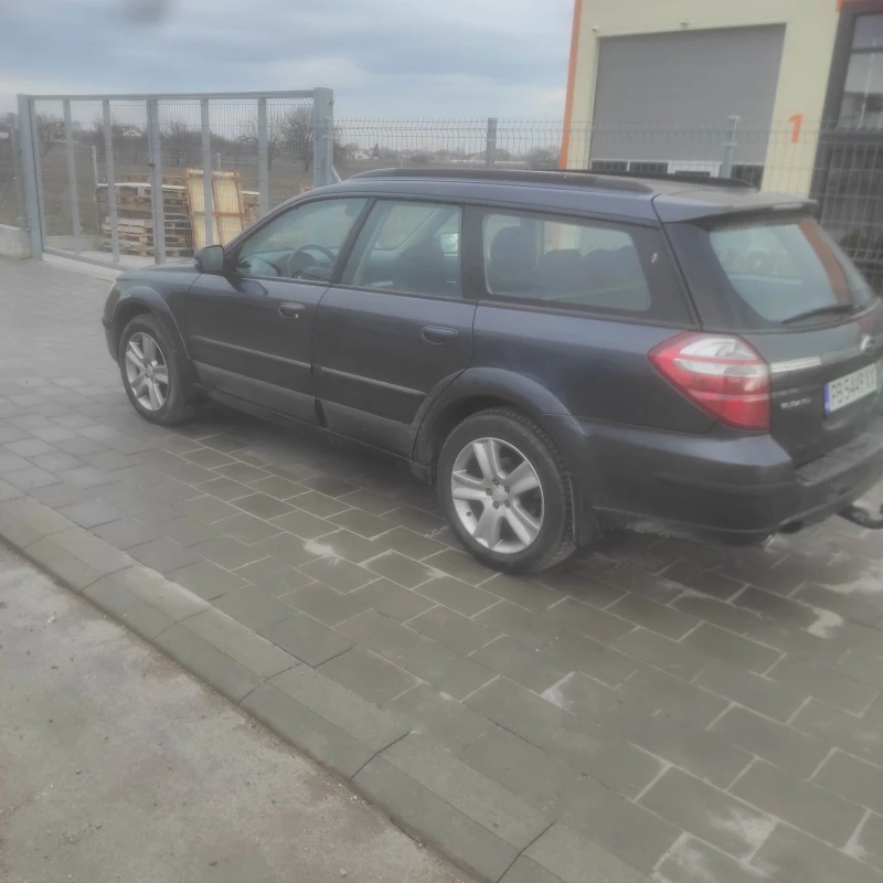 Subaru Outback, снимка 6 - Автомобили и джипове - 48627376