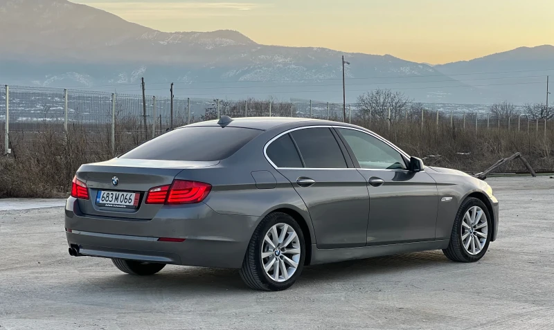 BMW 530 F10 3.0D 245ph / Обслужена / СМЕНЕНИ ВЕРИГИ, снимка 10 - Автомобили и джипове - 48757559