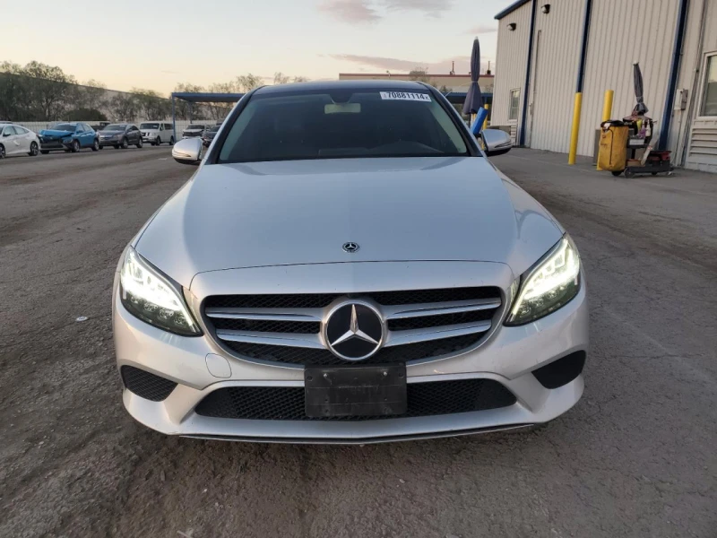 Mercedes-Benz C 300 FACELIFT* 9G-TRONIC* KEYLESS* СЕРВИЗНА ИСТОРИЯ, снимка 2 - Автомобили и джипове - 48795708