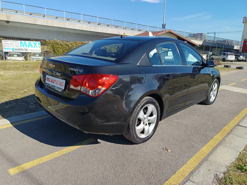 Chevrolet Cruze 2.0TDI, снимка 8 - Автомобили и джипове - 52234928