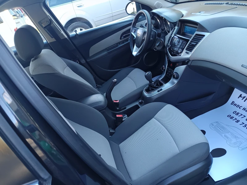 Chevrolet Cruze 2.0TDI, снимка 12 - Автомобили и джипове - 52234928