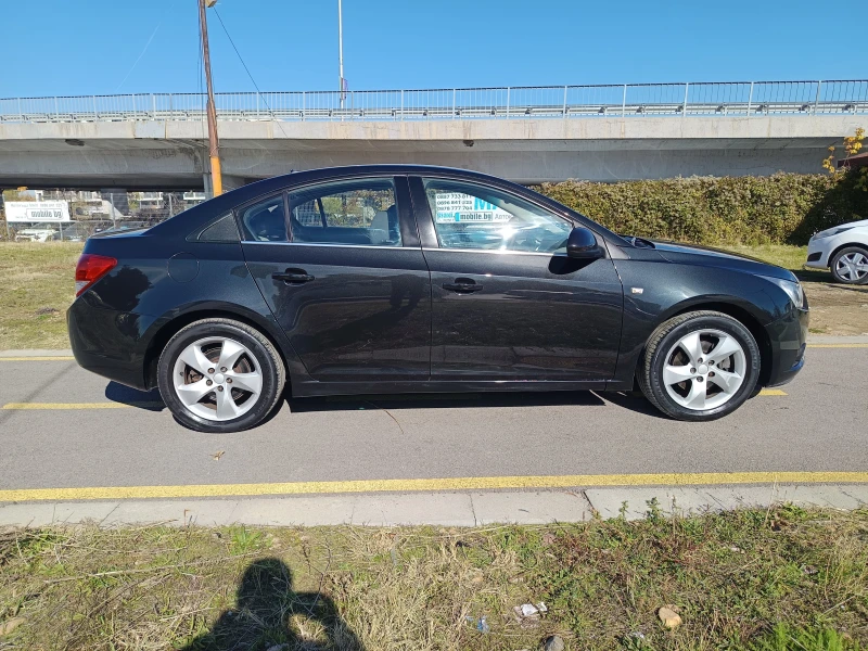 Chevrolet Cruze 2.0TDI, снимка 6 - Автомобили и джипове - 52234928