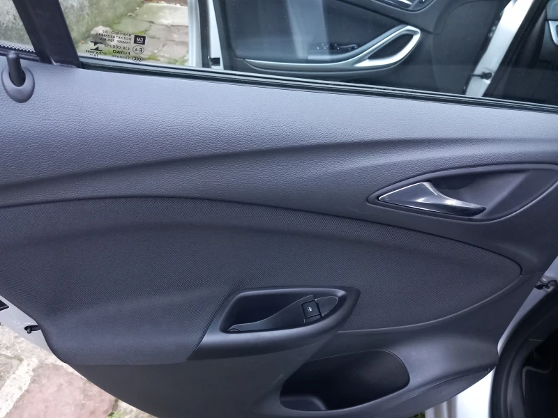 Opel Astra, снимка 10 - Автомобили и джипове - 52550800