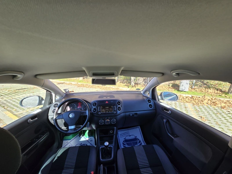 VW Golf Plus 1.6i/ПАРКТРОНИК/NAVI, снимка 14 - Автомобили и джипове - 53188476
