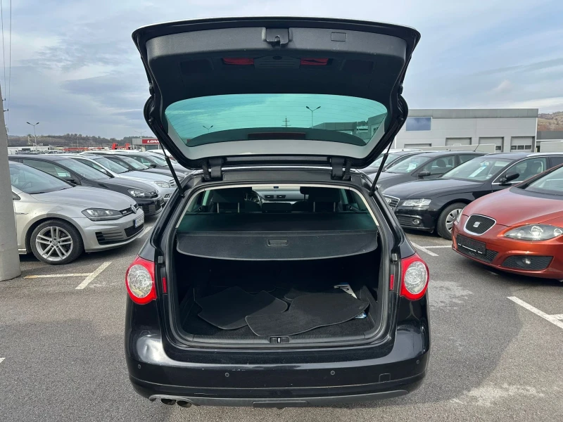 VW Passat 2.0 TDI R-Line COMMON RAIL DSG!, снимка 7 - Автомобили и джипове - 53264332