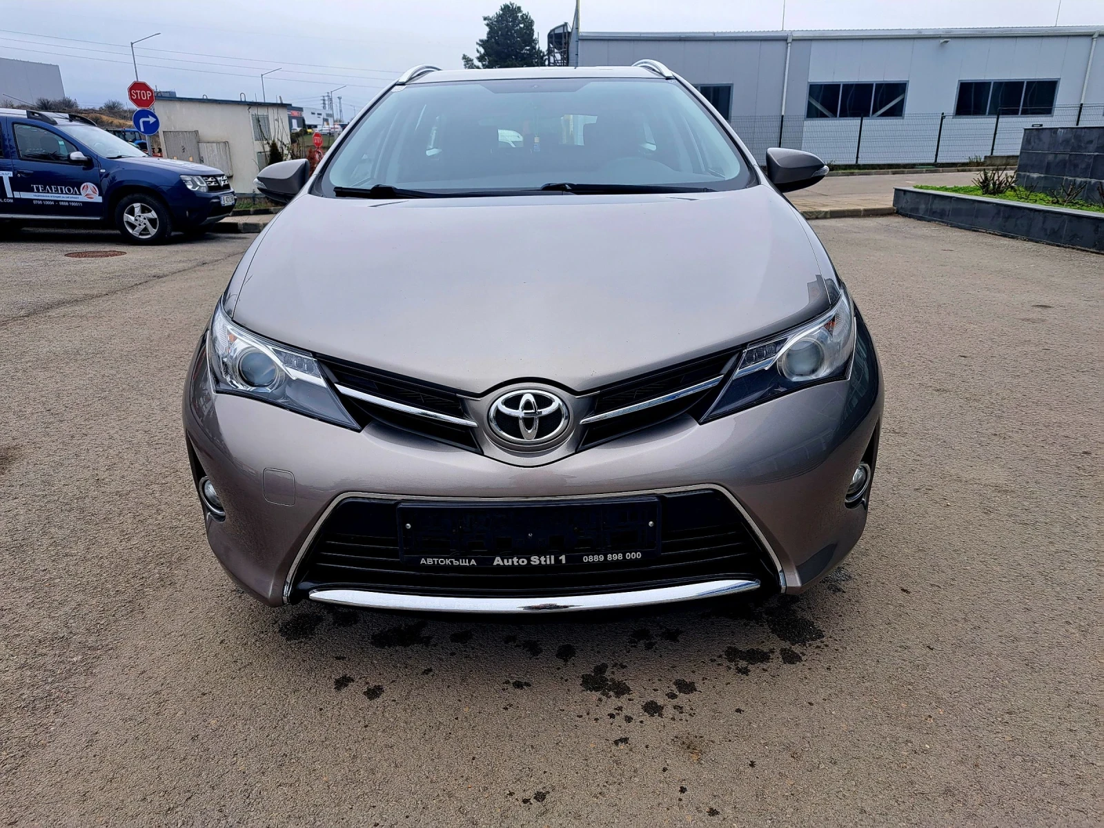 Toyota Auris 1.33 i 101 кс. 6 ск., снимка 1