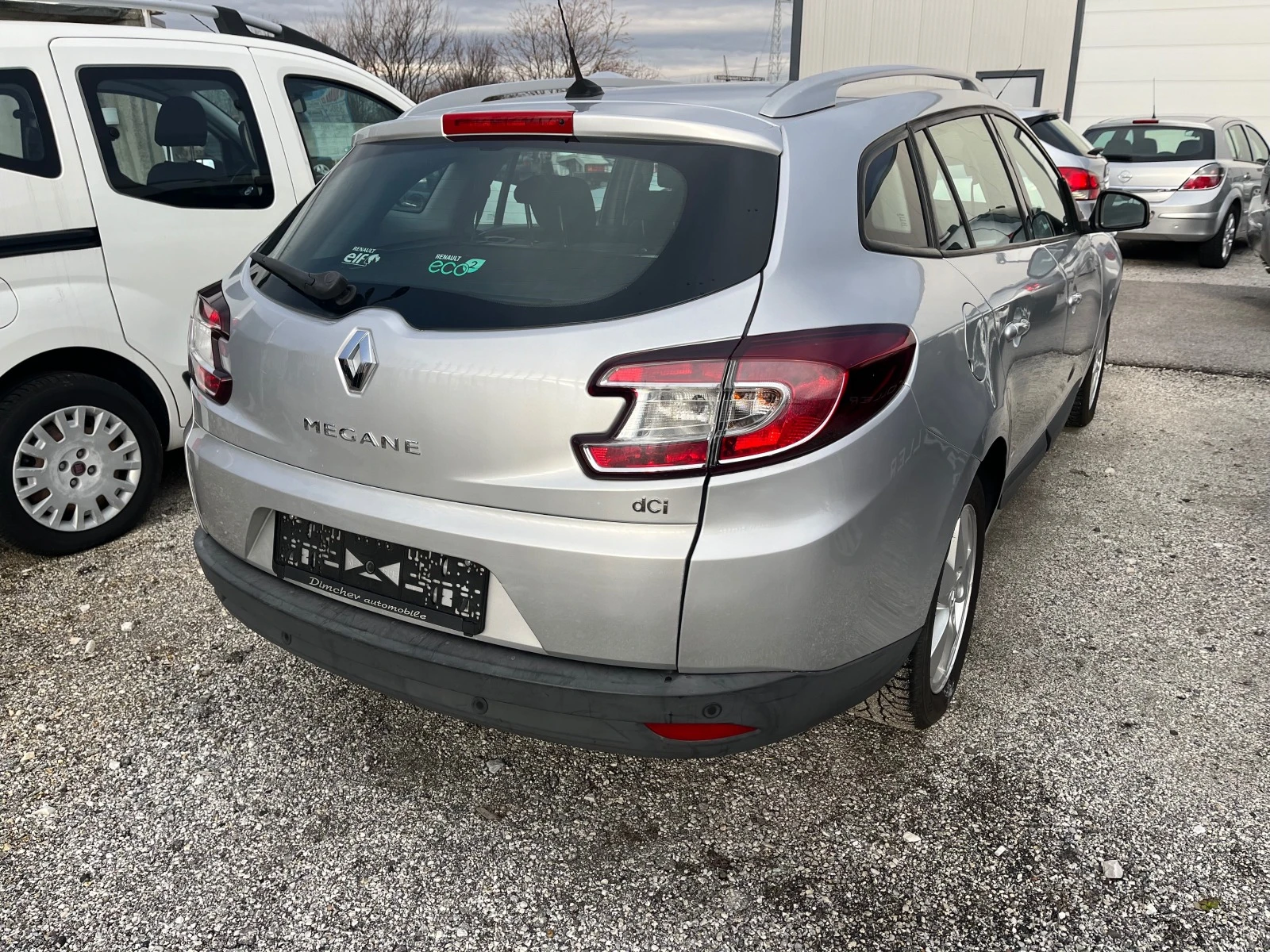 Renault Megane 1.5 DCI Automat - изображение 6