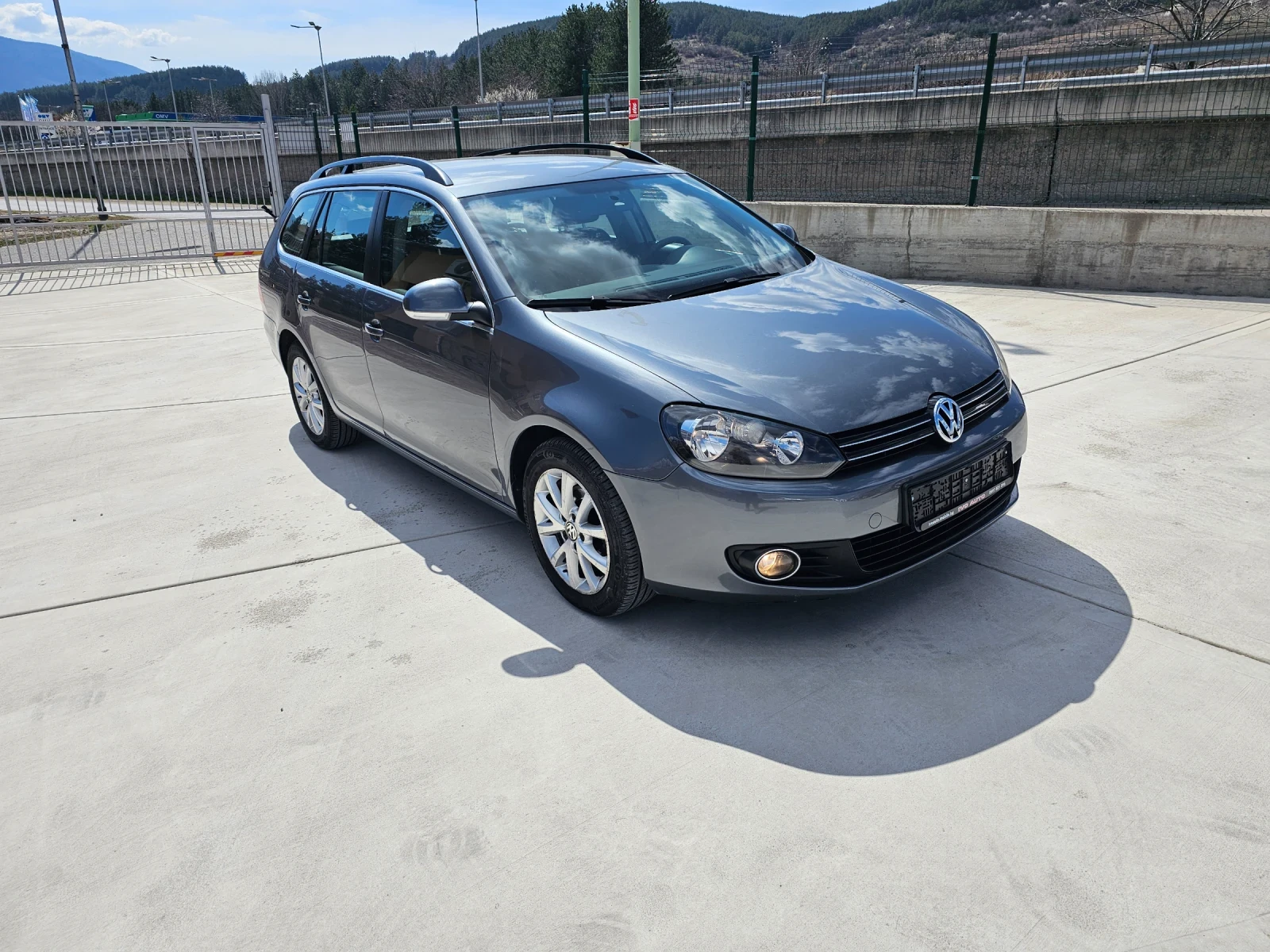 VW Golf 1.6tdi.105k.c. - изображение 2