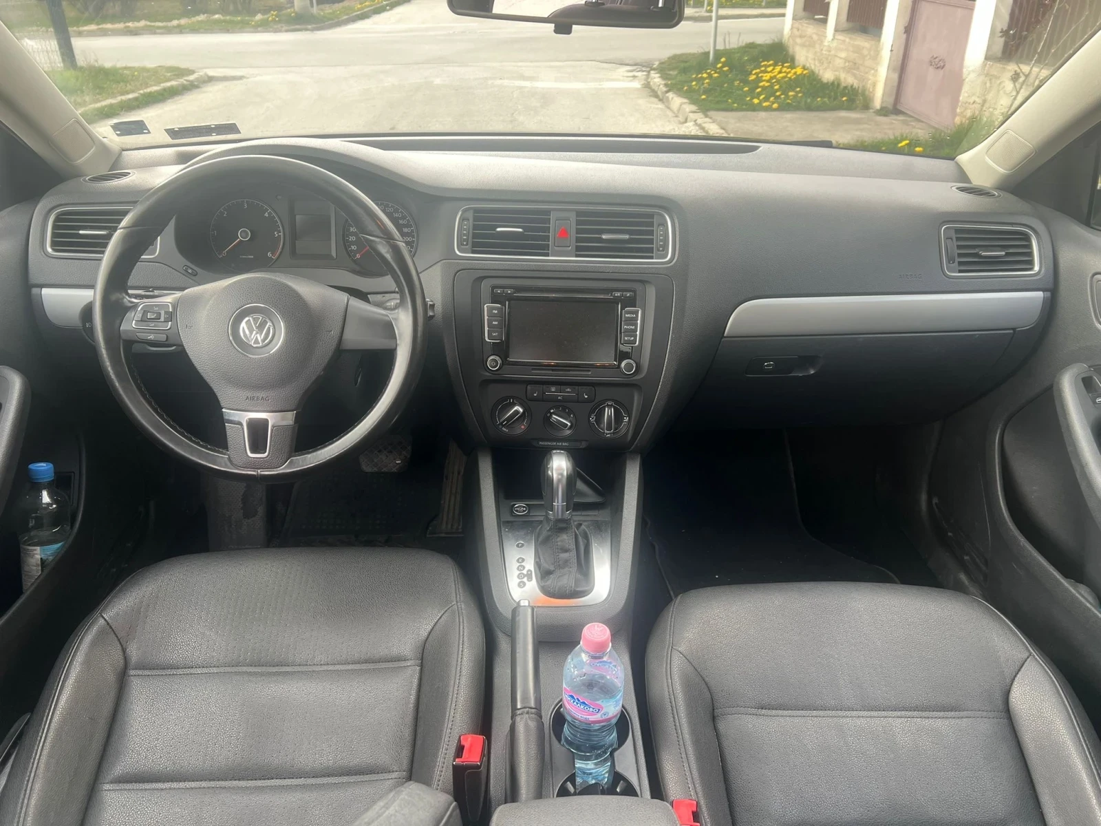 VW Jetta 2.0 TDI DSG EURO 5 - изображение 5