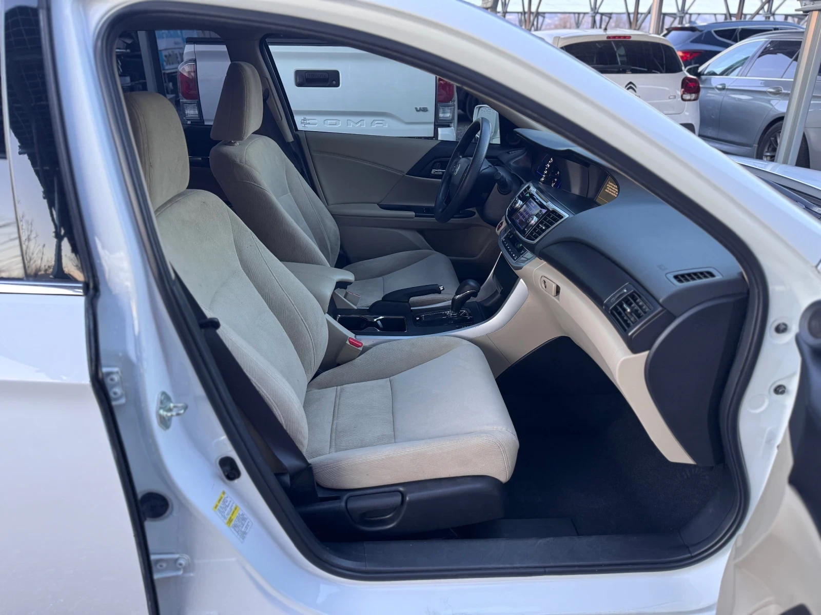 Honda Accord 2.0i Hybrid  | Mobile.bg — изображение 11