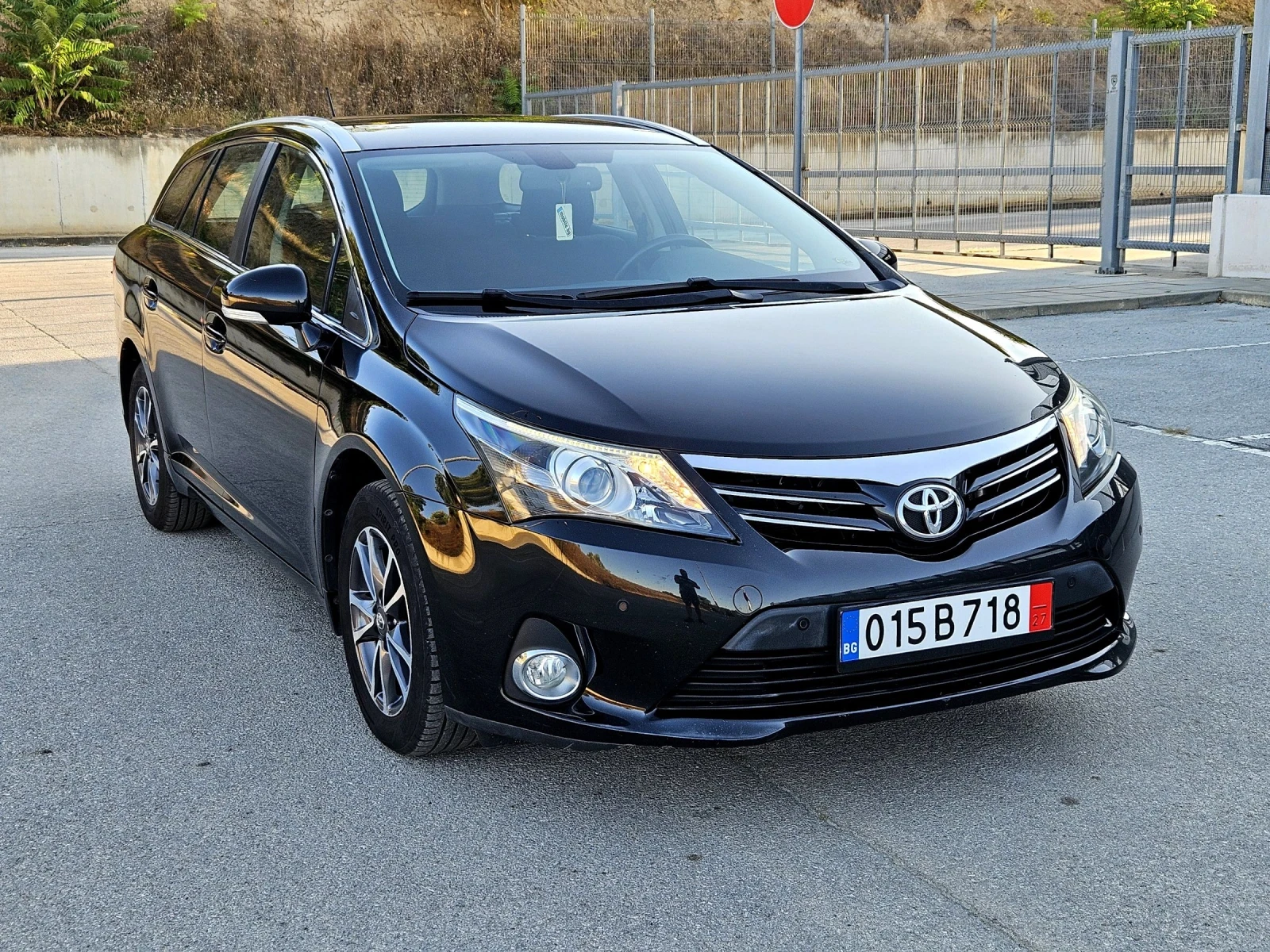 Toyota Avensis 2.0 АВТОМАТИК ФЕЙСЛИФТ  - изображение 2
