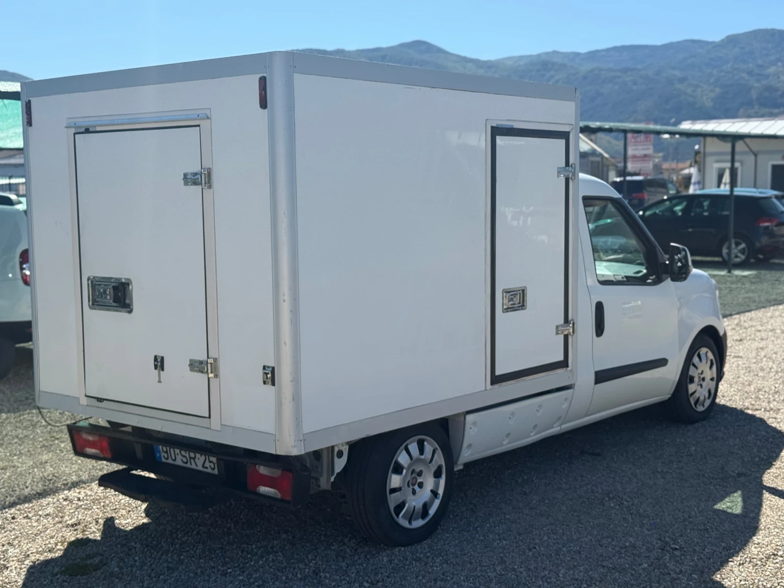 Fiat Doblo 1.6d/105hp/ Хладилен/ EVRO6/ - изображение 6
