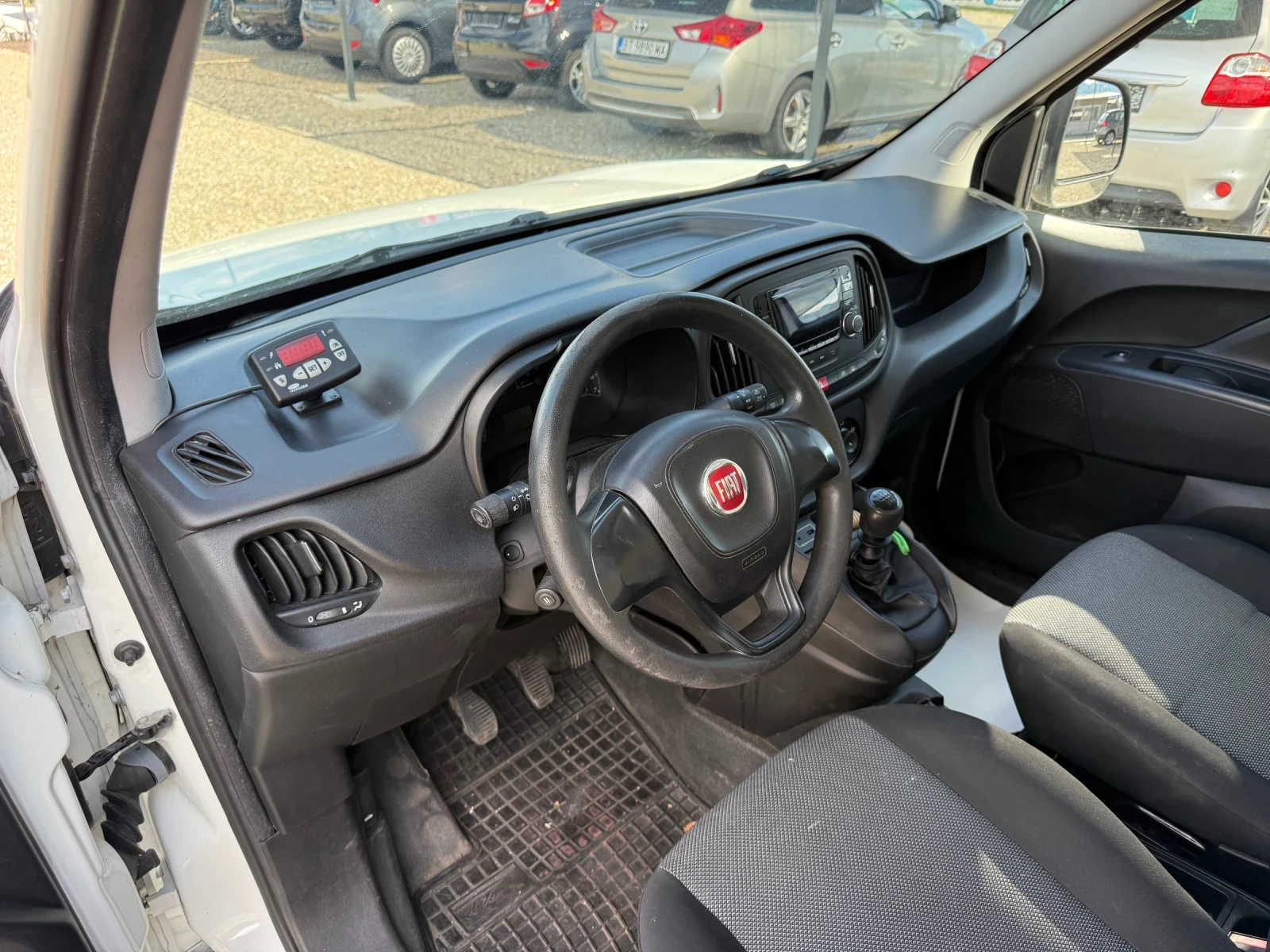 Fiat Doblo 1.6d/105hp/ A/C / Хладилен/ EVRO6/ - изображение 7