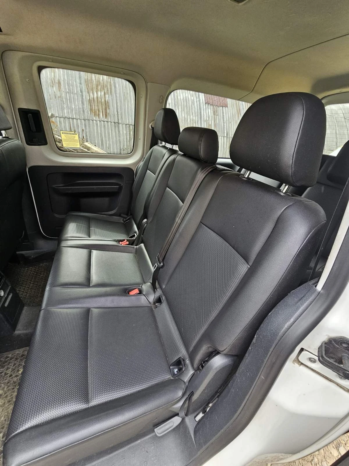 VW Caddy 1.4 TGI бензин/метан, снимка 6 - Автомобили и джипове - 53613658