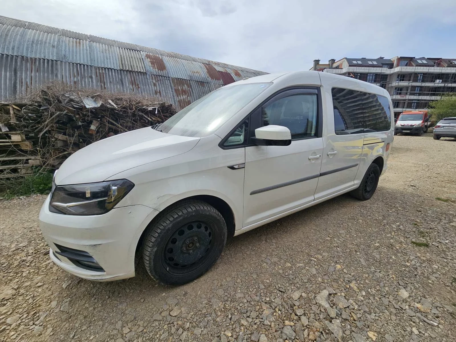 VW Caddy 1.4 TGI бензин/метан, снимка 3 - Автомобили и джипове - 53613658