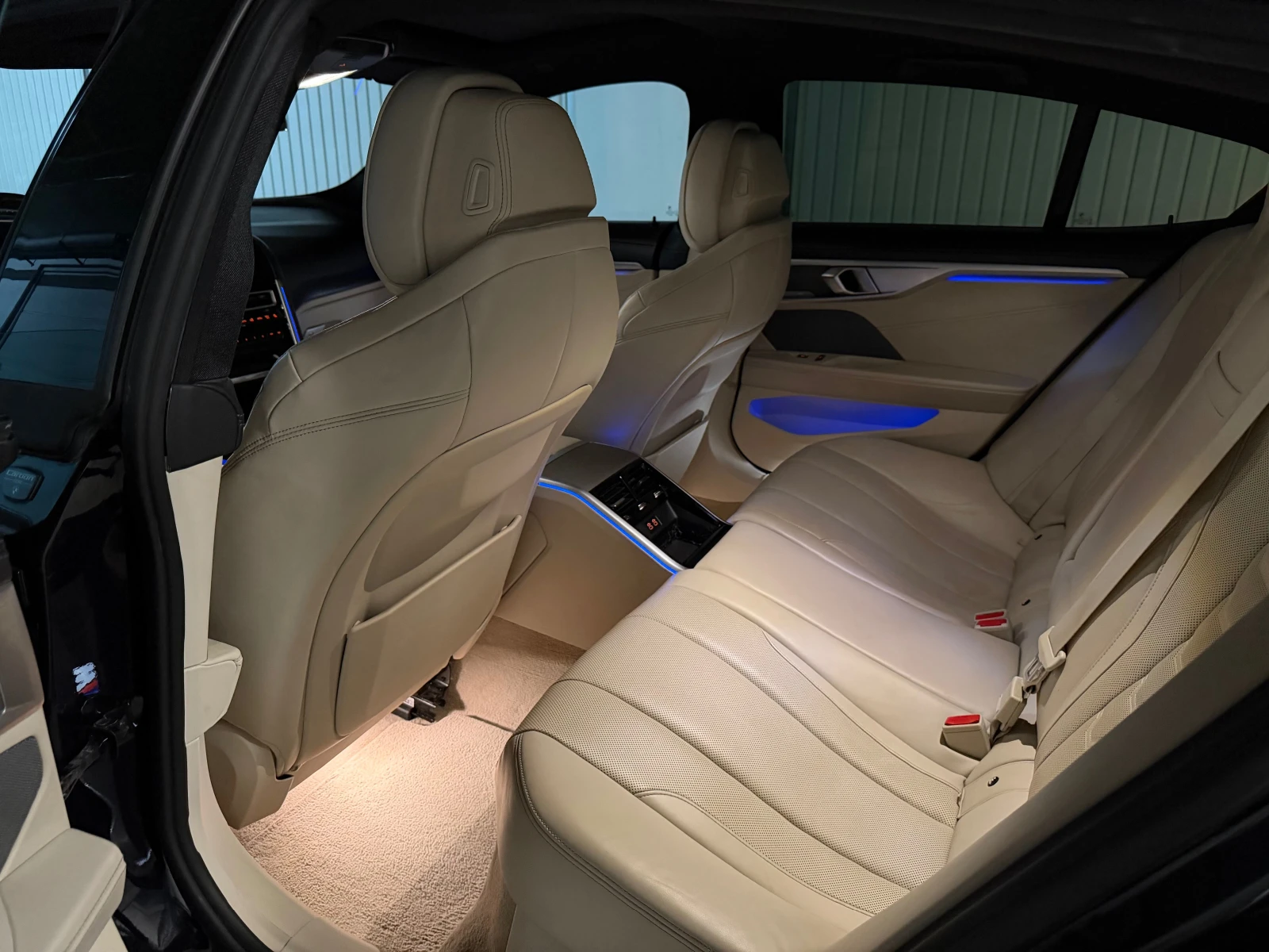 BMW 840 D xDrive 340�.�  | Mobile.bg � ����������� 9