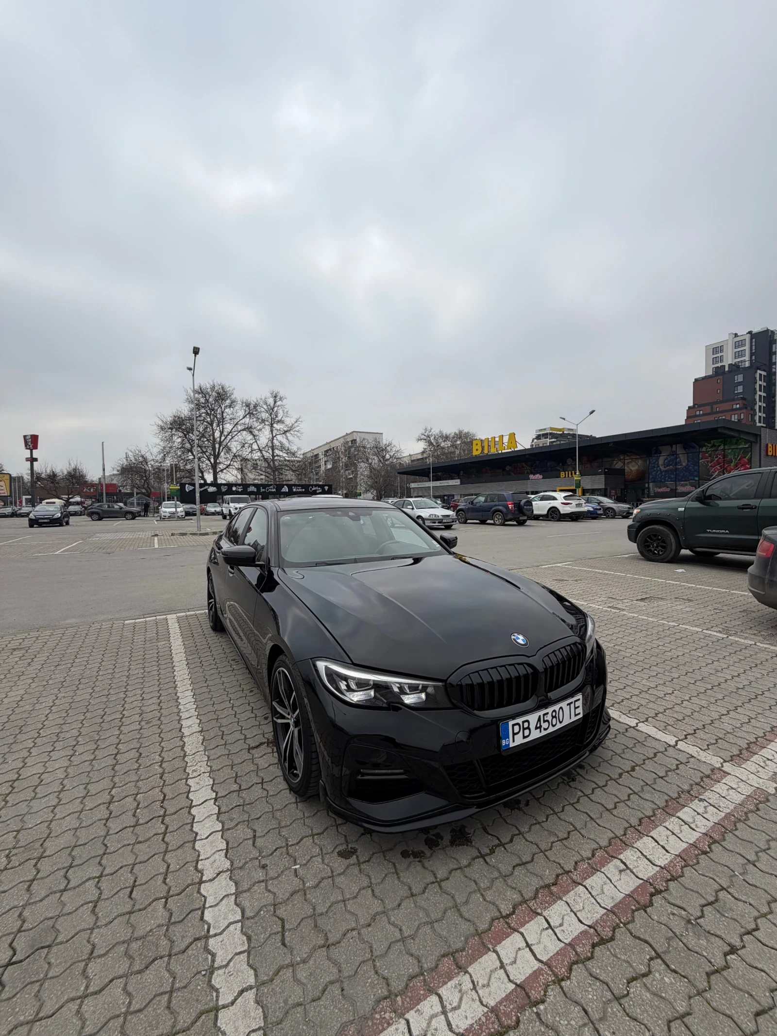 BMW 320 318d M blac shadow CarPlay  - изображение 9