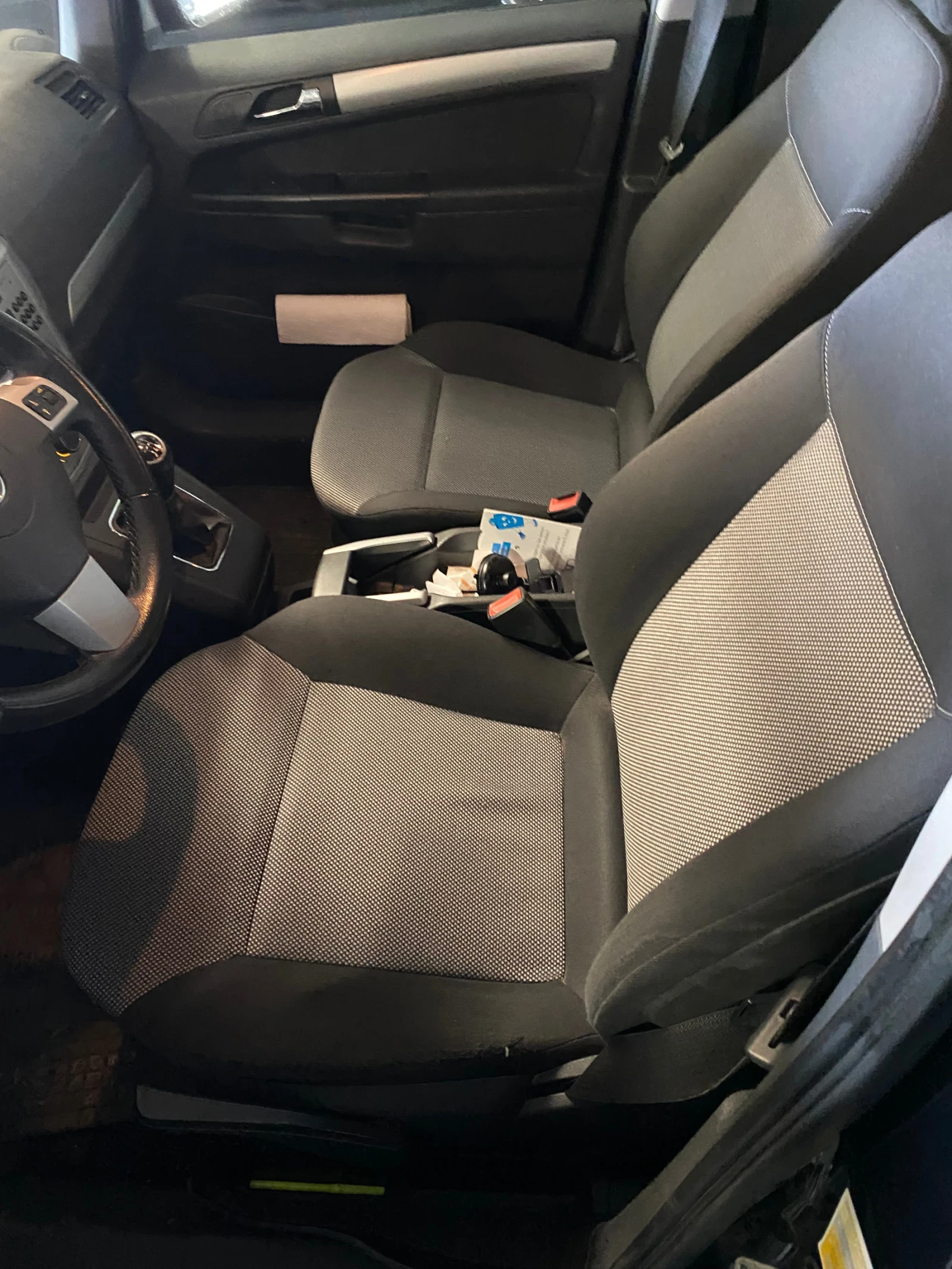 Opel Zafira, снимка 5 - Автомобили и джипове - 53744459