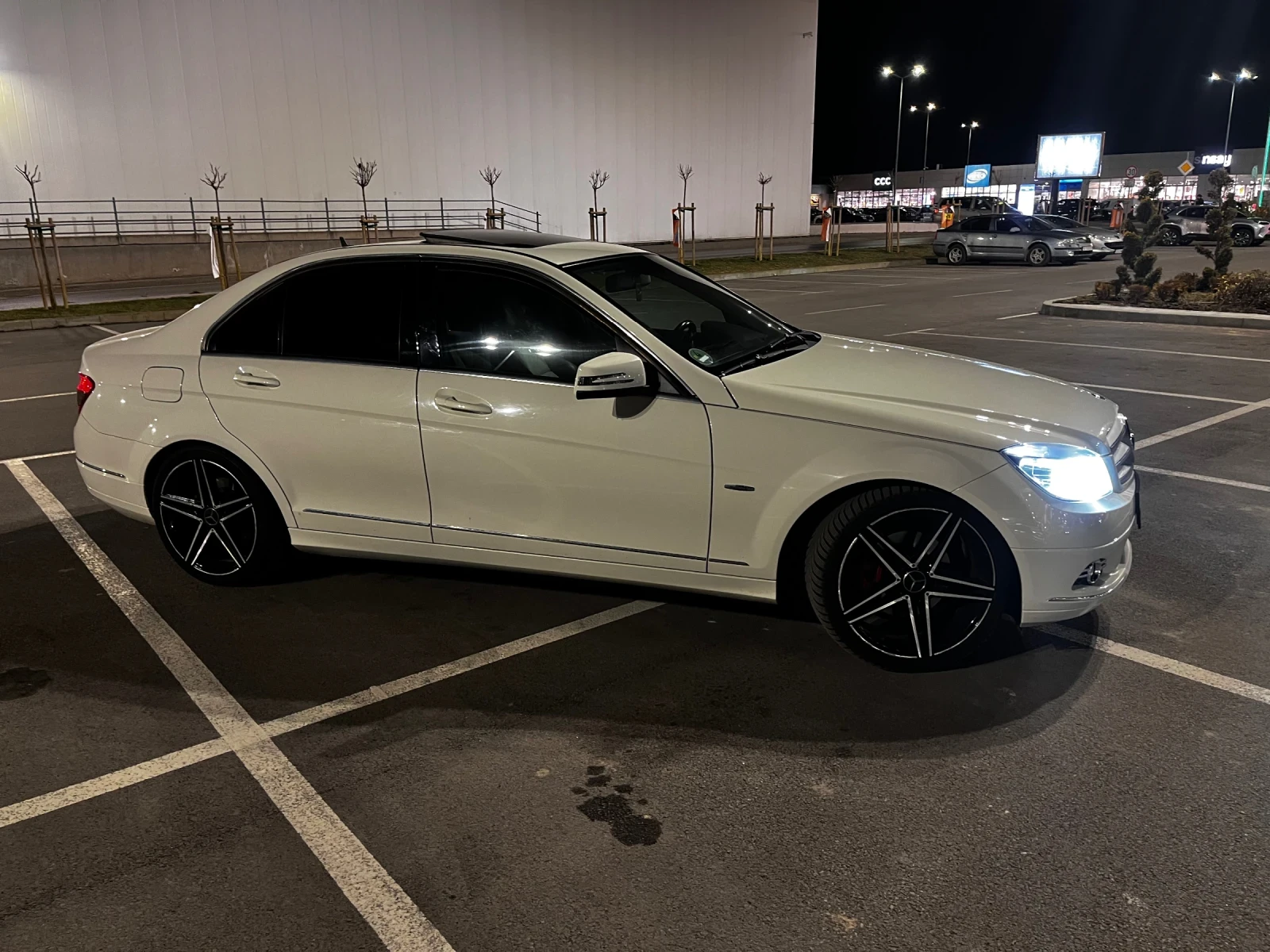Mercedes-Benz C 230, снимка 4 - Автомобили и джипове - 53750013