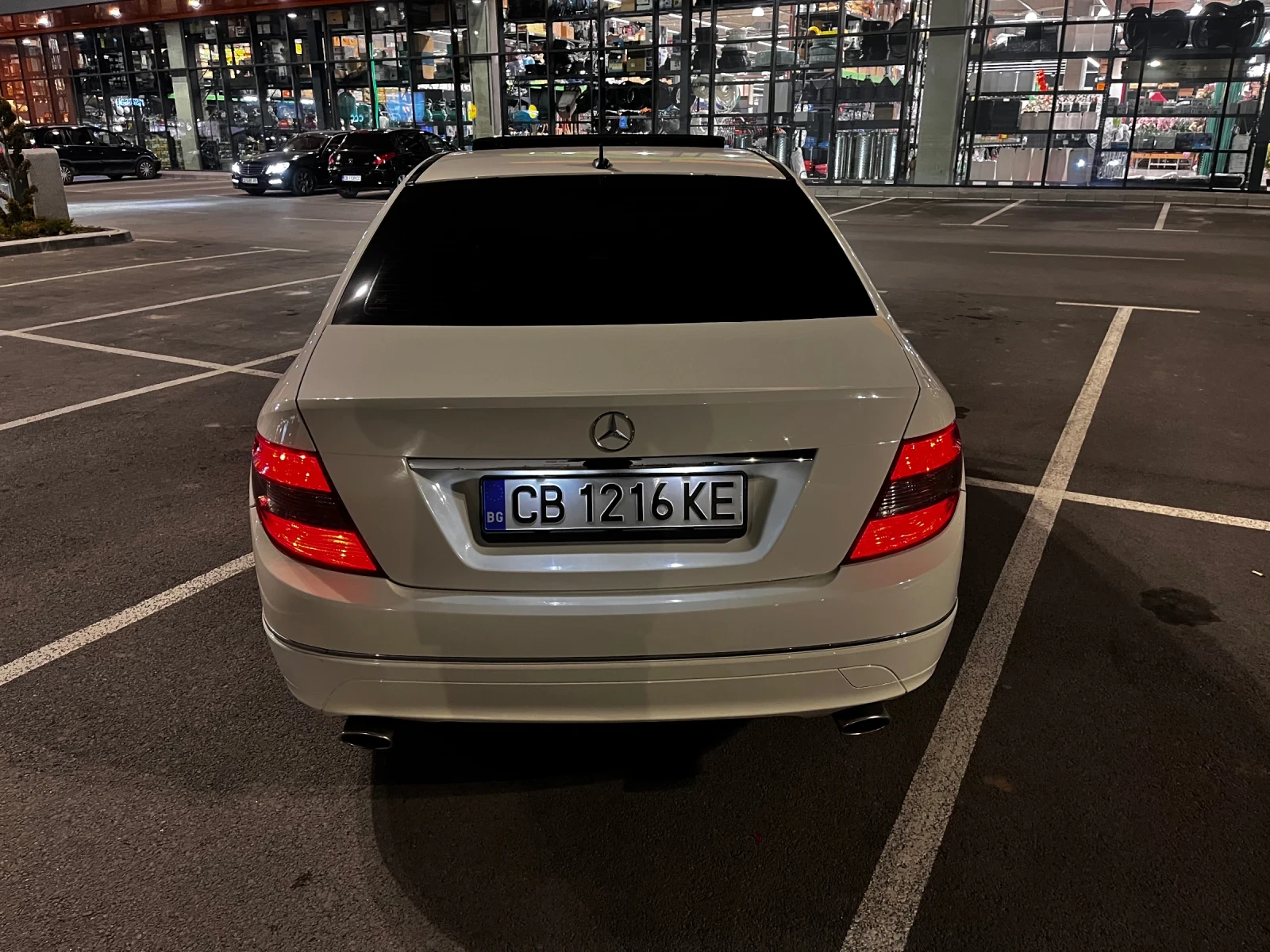 Mercedes-Benz C 230, снимка 3 - Автомобили и джипове - 53750013