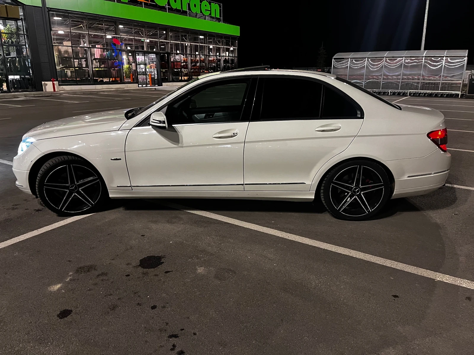 Mercedes-Benz C 230, снимка 5 - Автомобили и джипове - 53750013