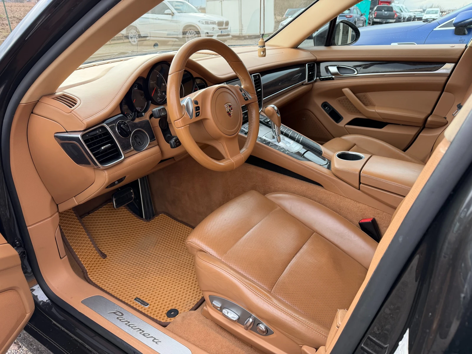 Porsche Panamera 3.0 дизел / 250 к.с. / Подгрев / BOSE / , снимка 9 - Автомобили и джипове - 53963425
