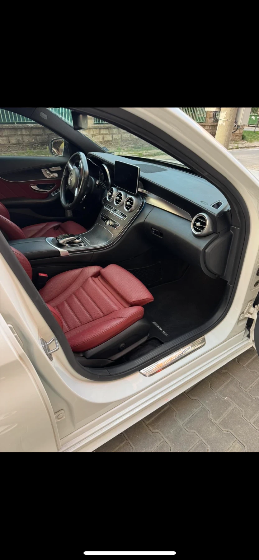 Mercedes-Benz C 300 AMG TOP, снимка 10 - Автомобили и джипове - 54177412