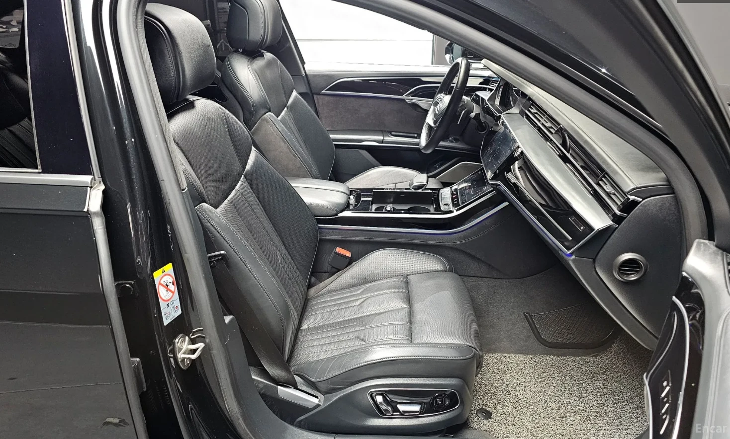 Audi A8 B&O | LASERLIGHT | DVD | REAR REMOTE , снимка 8 - Автомобили и джипове - 54363740