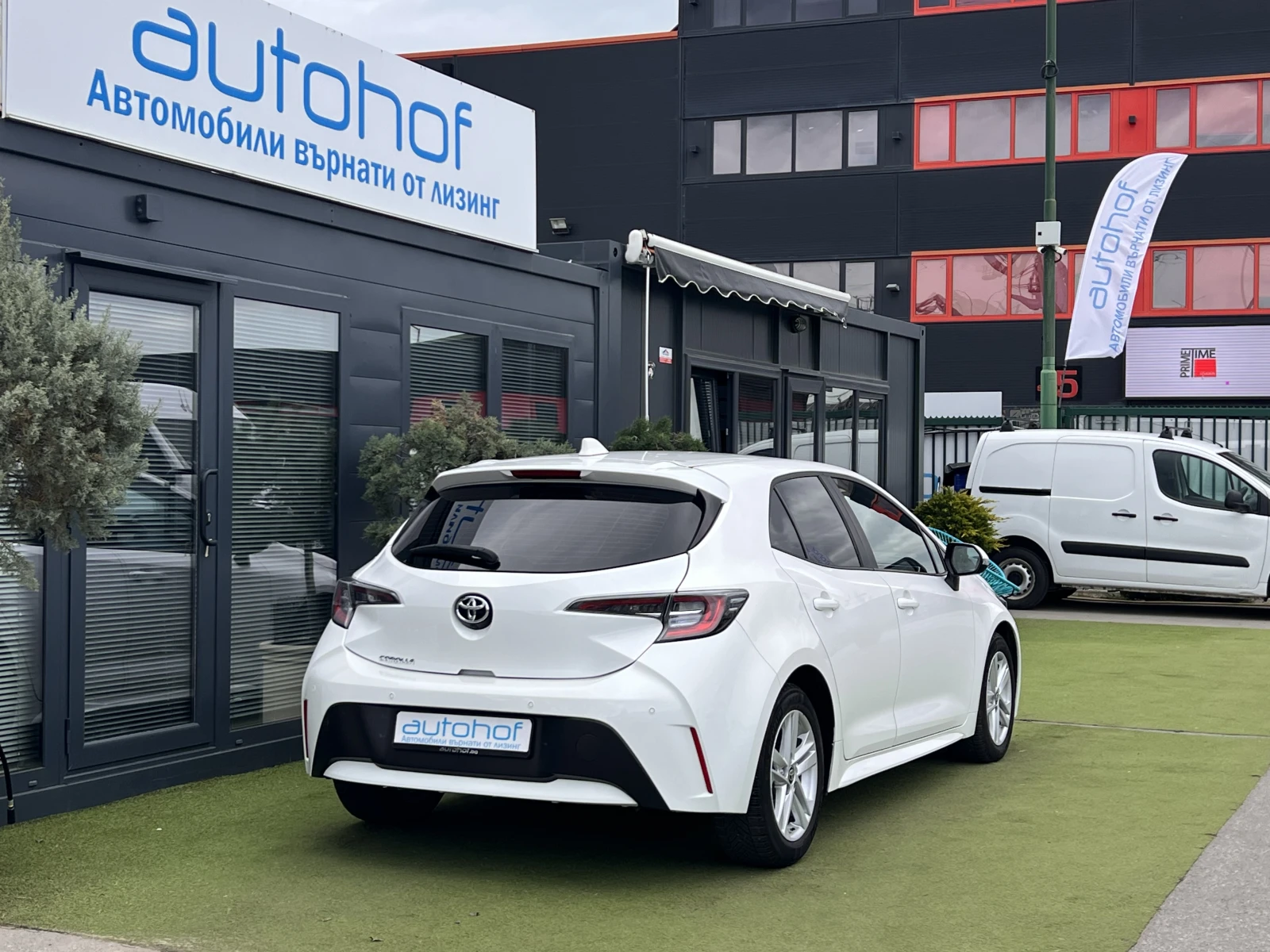 Toyota Corolla EXECUTIVE/1.2D-4T/116k.c./6MT/�������� | Mobile.bg � ����������� 4