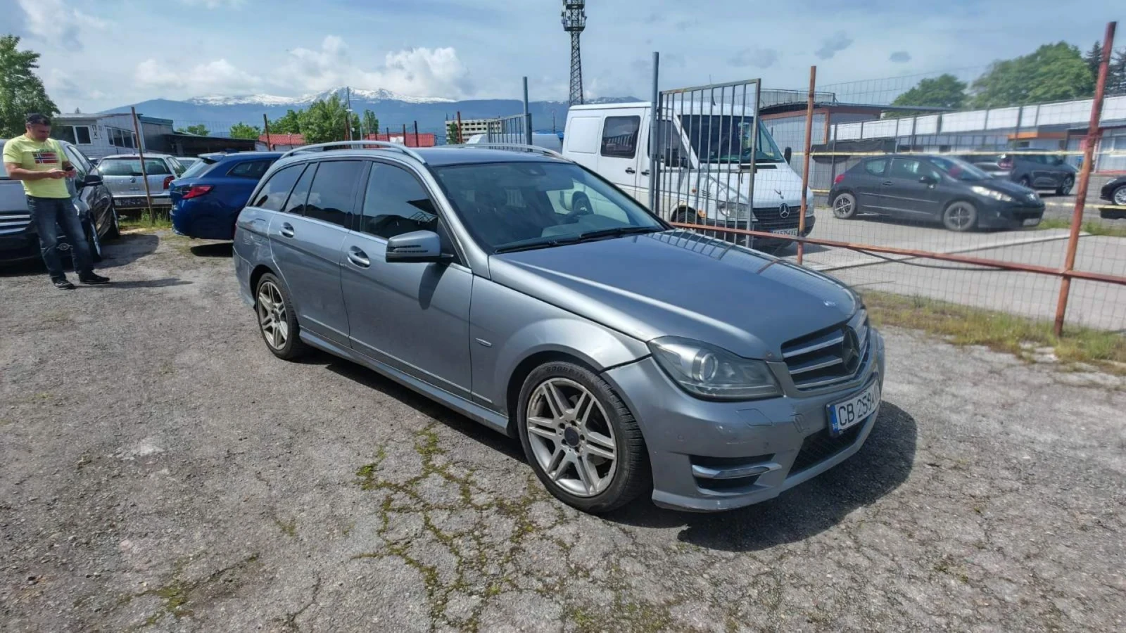 Mercedes-Benz C 250 C250 4MATIC, снимка 2 - Автомобили и джипове - 54588588