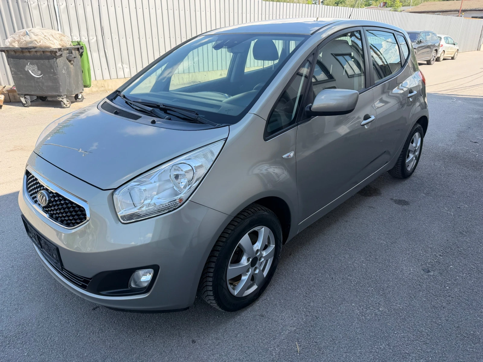 Kia Venga 1.4Crdi 90ks 6 Skorosti Evro5b, снимка 2 - Автомобили и джипове - 54839735