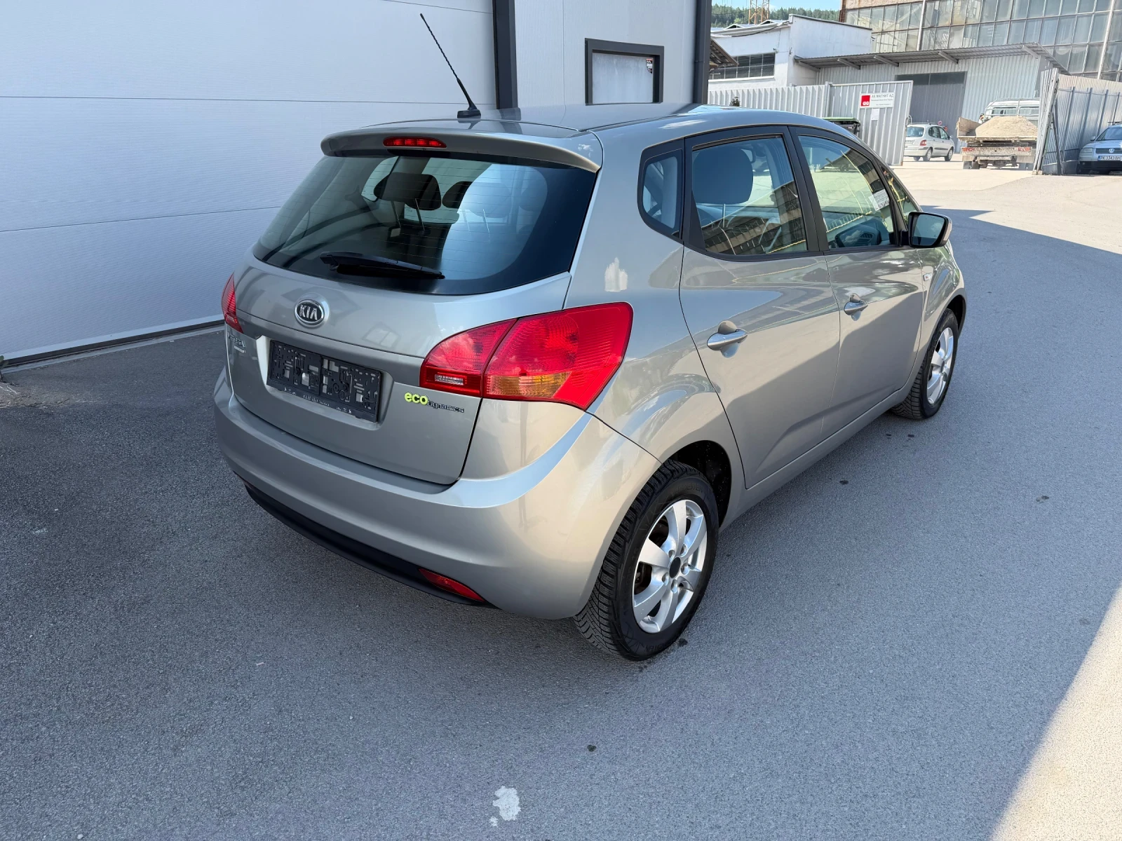 Kia Venga 1.4Crdi 90ks 6 Skorosti Evro5b, снимка 6 - Автомобили и джипове - 54839735