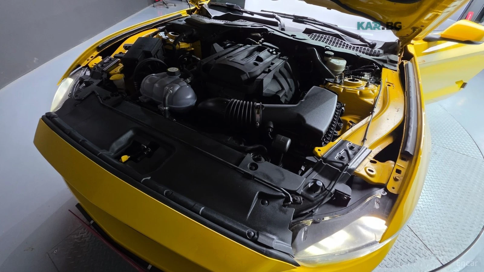 Ford Mustang 2.3 Eco Boost* ПОДГРЕВ* ОБДУХВАНЕ* NAVI* КОЖА, снимка 5 - Автомобили и джипове - 54955624